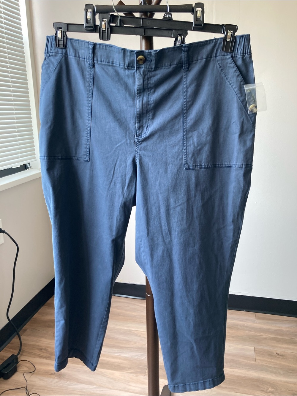 Sonoma high rise straight leg pant elastic in back of waist navy blue 2X